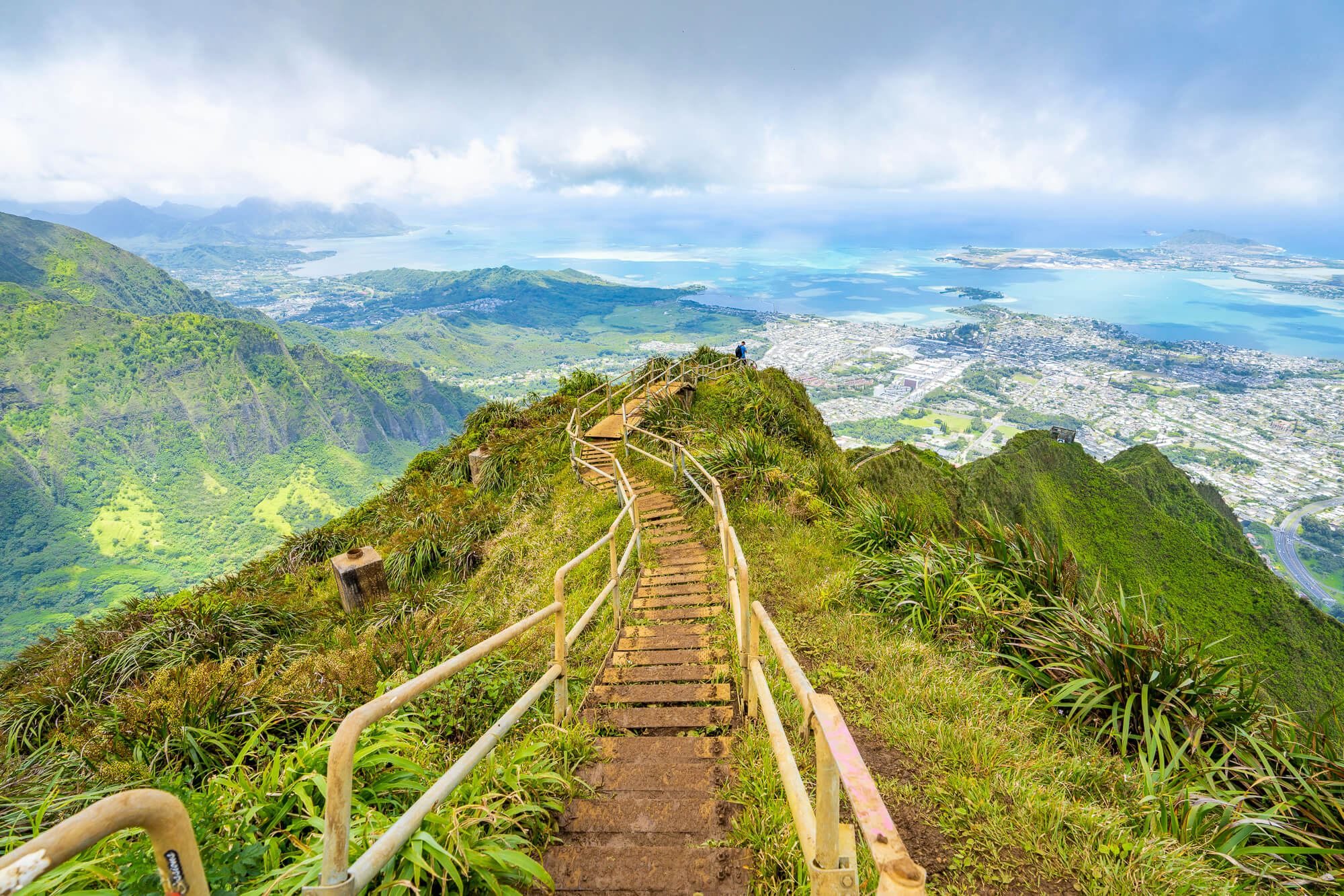 The stairway to heaven on the Moanalua middle ridge hike in Oahu, Hawaii shot by Jake Landon Schwartz | photo by jake landon schwartz